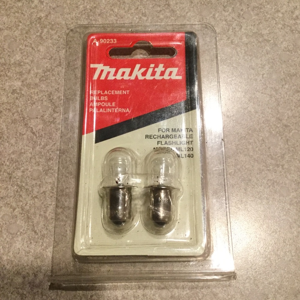 $6 Bundled * Makita Flash Light Replacement Bulb Model ML120 / ML140 NEW